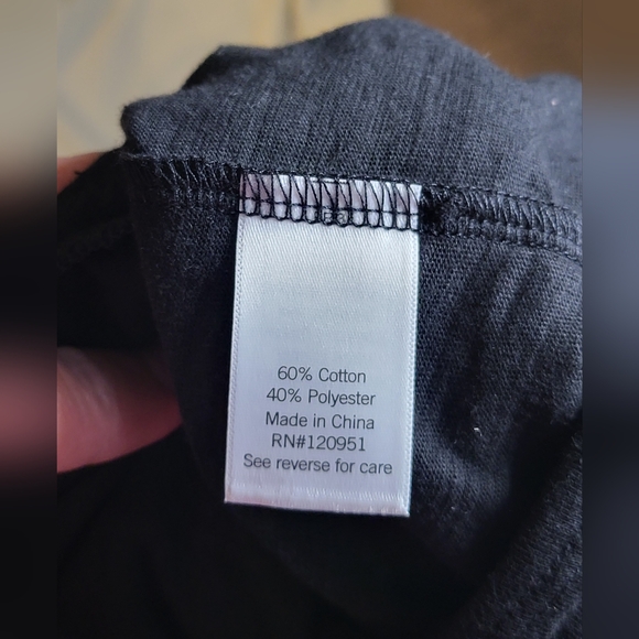 🖤 NWT - Boat Neck or Off the Shoulder, Buttons, Puff Sleeve, Black Blouse, Sz M - Picture 6 of 7